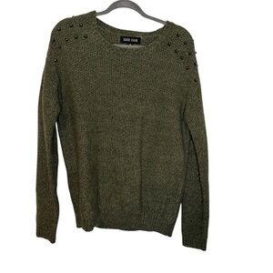 🍃 David Kahn Olive Green‎ Studded Shoulder Crew Neck Sweater Medium VGUC 🍃